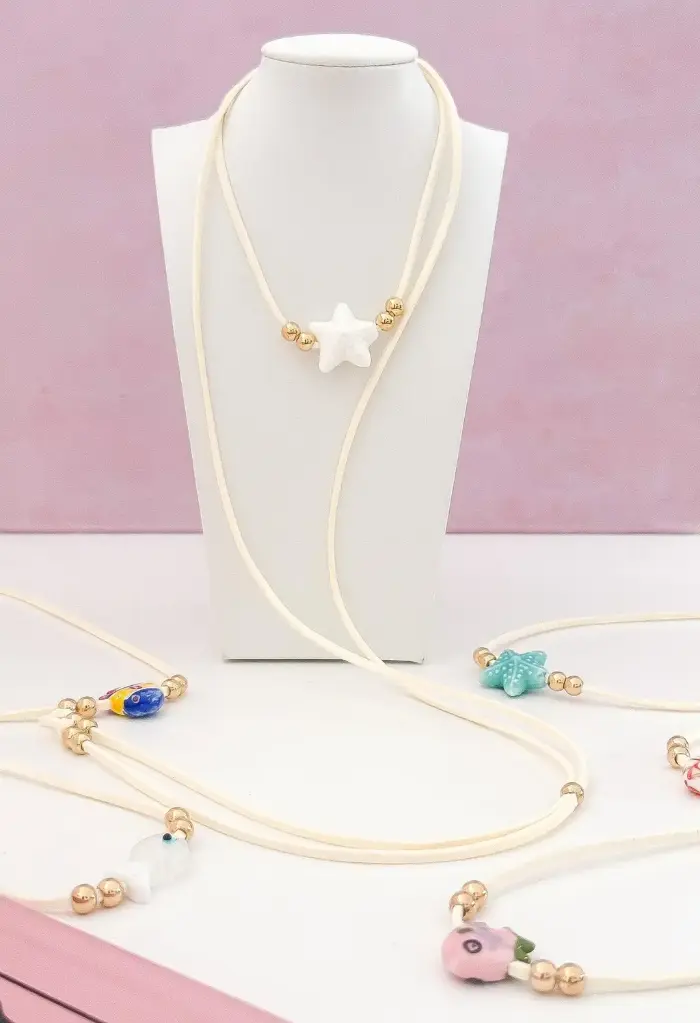 COLLAR CHOCKER GAMUZA + DIJE